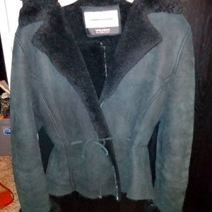 Wilson's ladies short sheepskin black jacket, size S/M.
